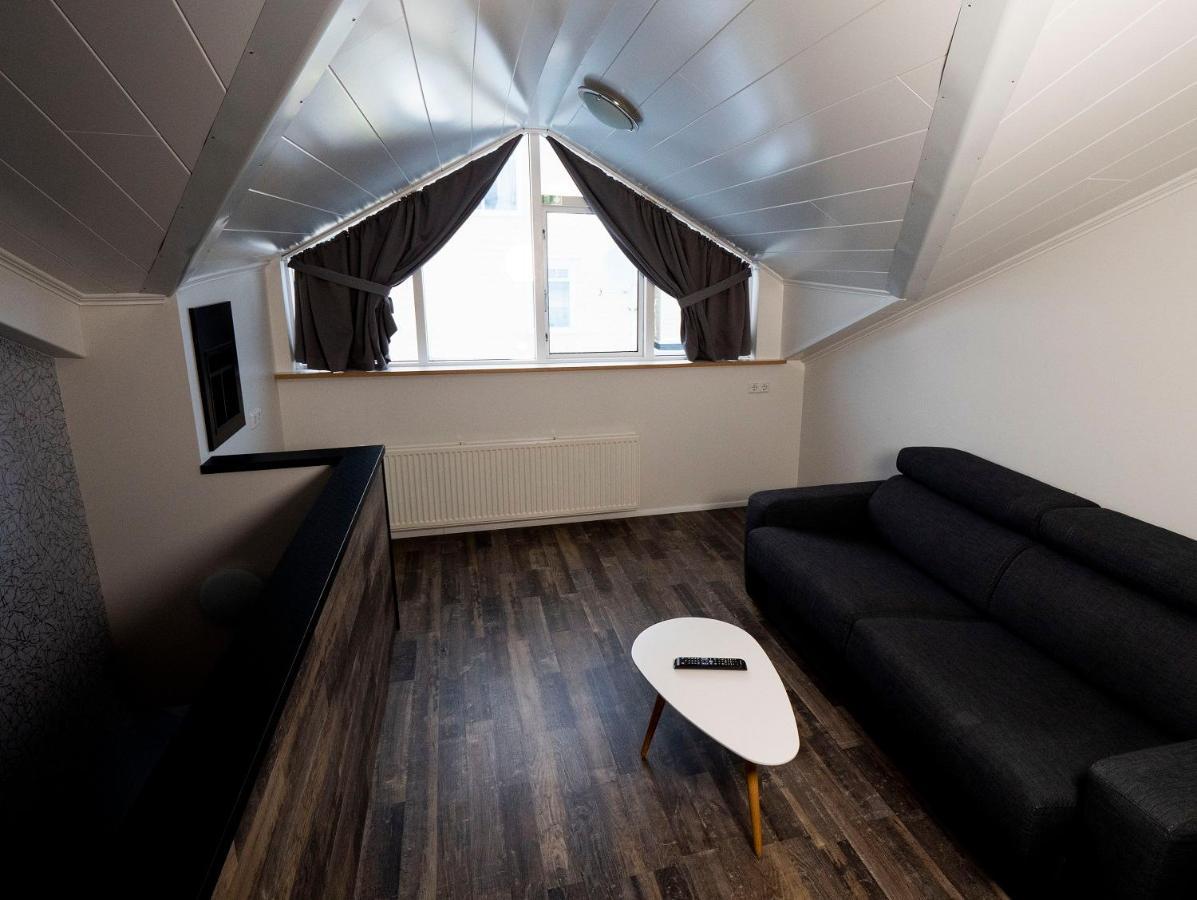 Lava Apartments & Rooms อาคูเรย์รี ภายนอก รูปภาพ