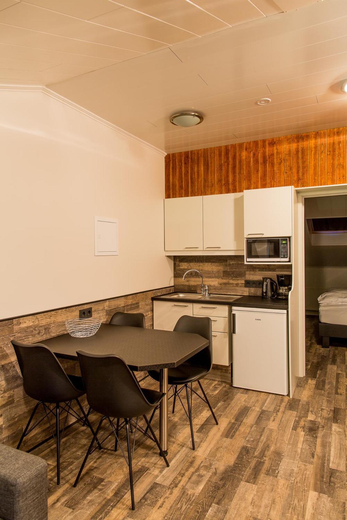 Lava Apartments & Rooms อาคูเรย์รี ภายนอก รูปภาพ